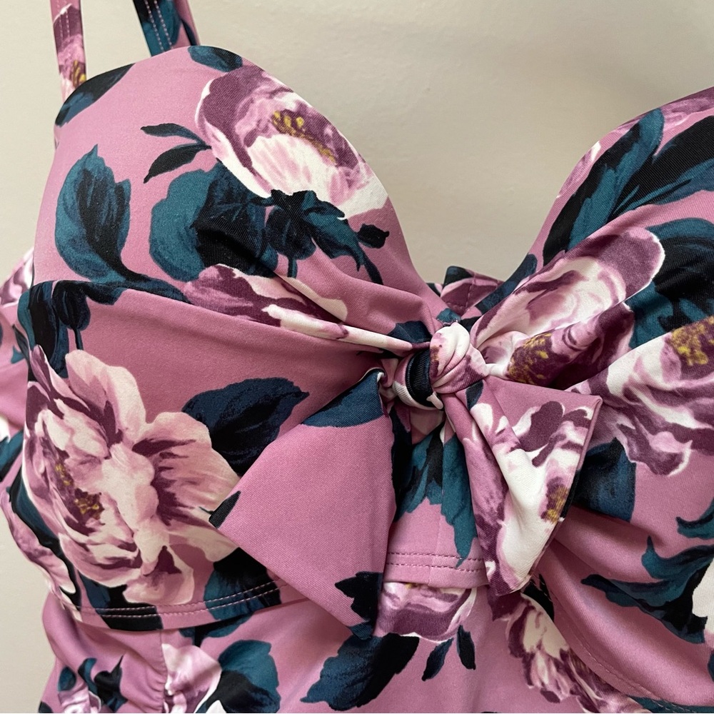 TORRID 2X Underwire Ruched Tie-Front One Piece Swimsuit lavender floral - Picture 6 of 9